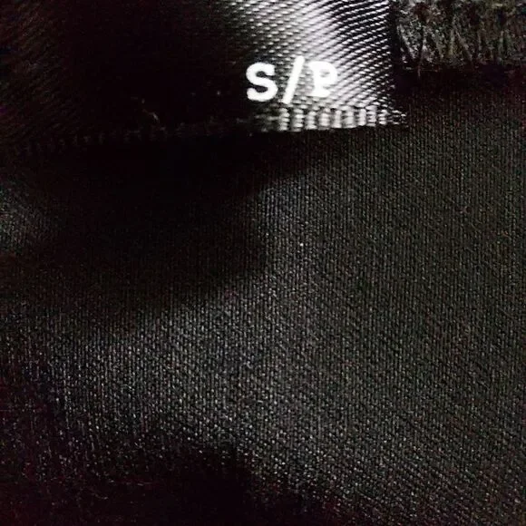 STUDIO SKIRT - Picture 4 of 6